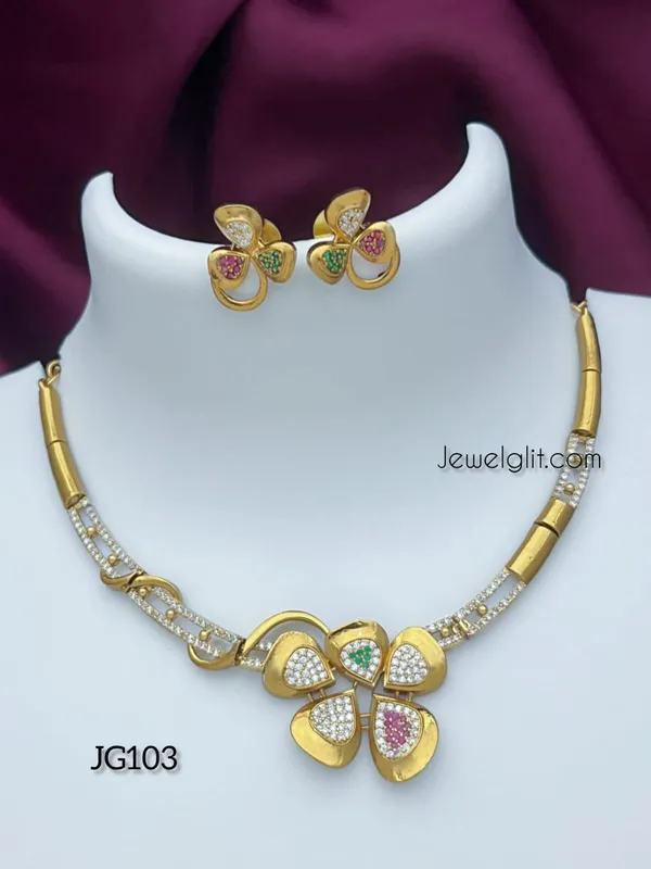 Sparkling_AD_Stone_Necklace_With_Earring.