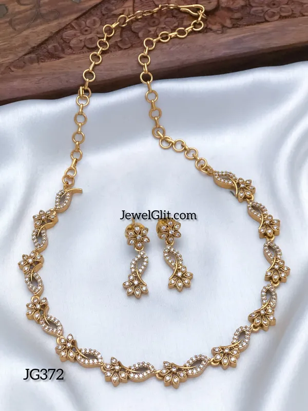 Sparkling_AD_Stone_Necklace_with_Earring