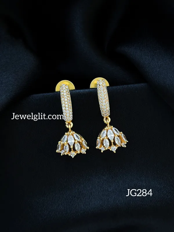 Sparkling_Matte_American_Diamond_Stone_Earring.