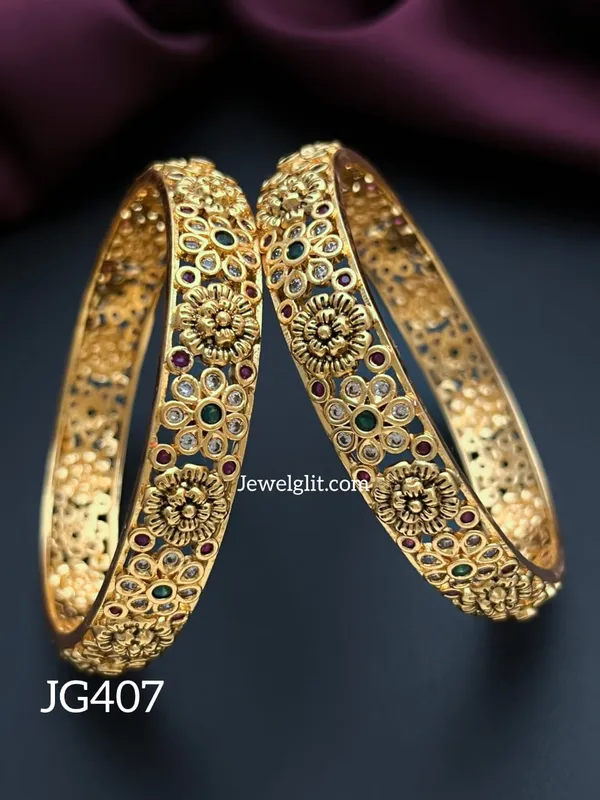 TRADITIONAL__LAKSHMI_BANGLE