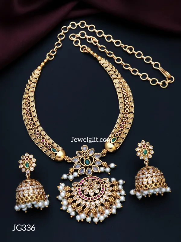 Traditional_AD_Stone_Necklace_With_Earring