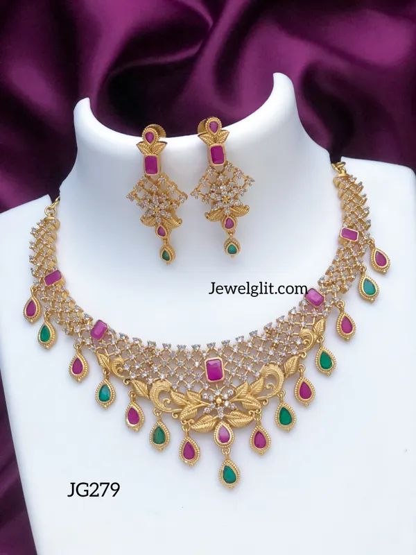 Traditional_AD_Stone_Necklace_With_Earring.