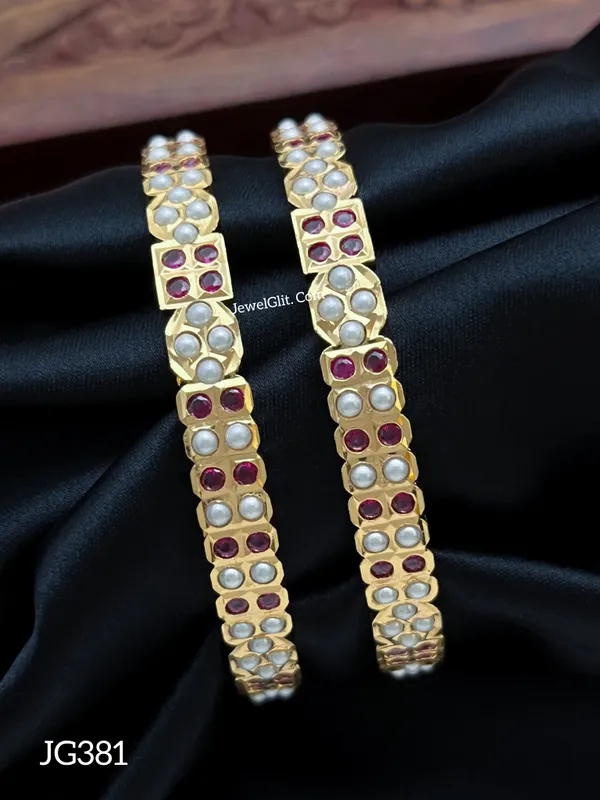 Traditional_Impon_Panchaloha_Pearl_Bangle