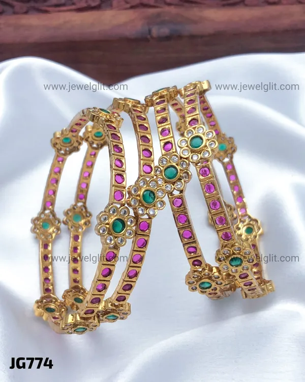 Traditional_Ruby_&_Emerald_Floral_AD_Gold-Plated_Bangles_for_Women