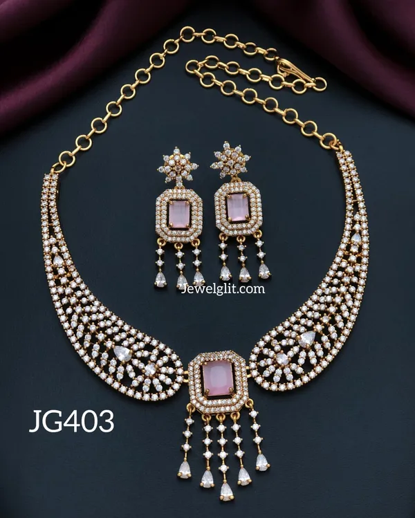 MATTE_FINISH_AD_STONE_NECKLACE