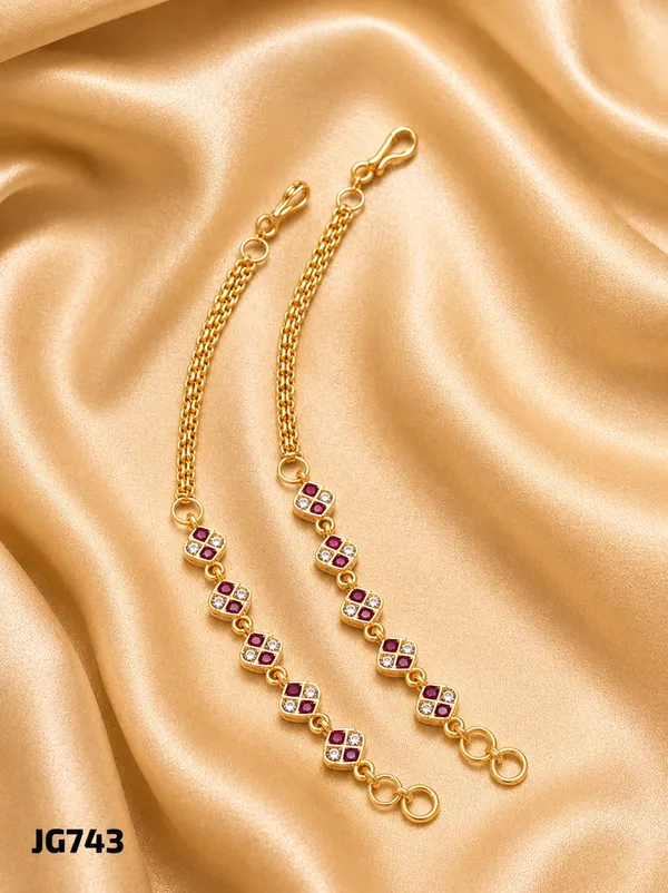 ELEGANT_GOLD_PLATED_DESIGNER_EAR_CHAIN_WITH_AD_STONES
