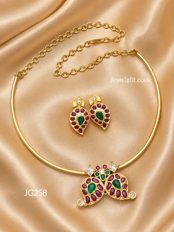 Imitation_Kemp_Stone_Necklace_with_Earring.