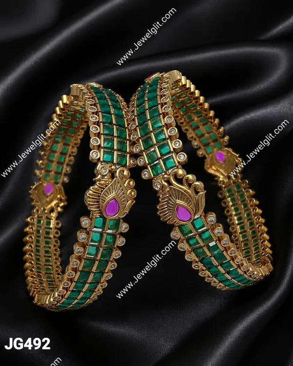 ELEGENT_MATTLE_FINISH_BANGLE
