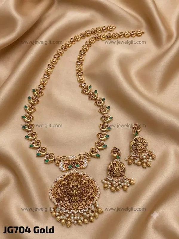 BRIDAL_LOOK_MATTE_GOLD_PEARL_AD_STONE_LONG_HARAM