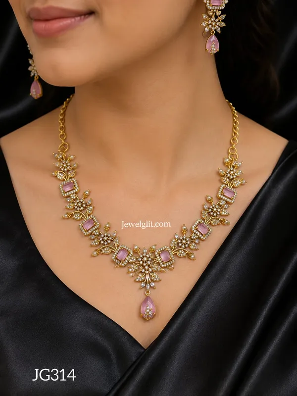 Sparkling_AD_Stone_Necklace_With_Earring.