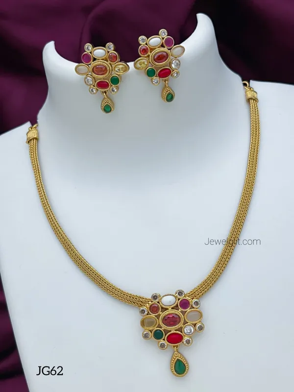 Multicolour_Matte_Finish_Navratna_Choker