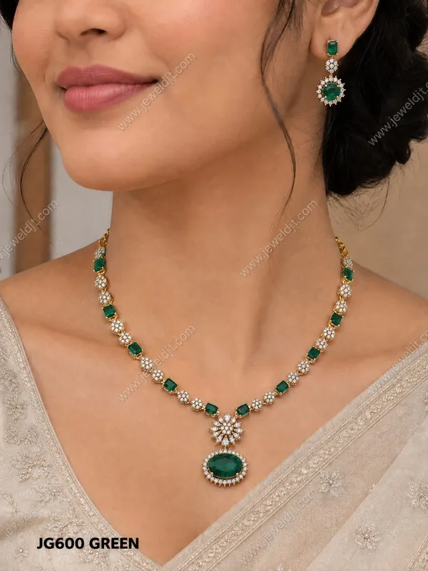 Antique_Gold-Tone_Green__Stone_Heritage_Jewelry_Set