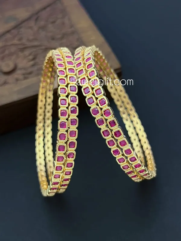 Allure_Ruby_Colour_Microplated_Slim_Box_Bangle