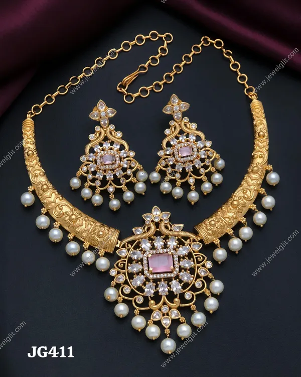 Sparkling_AD_Stone_Necklace_With_Earring