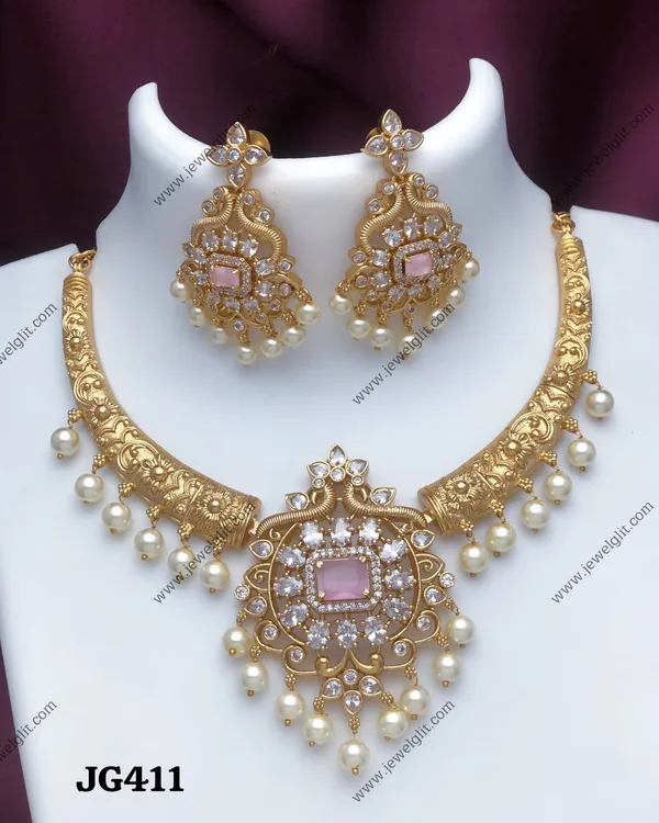 Sparkling_AD_Stone_Necklace_With_Earring