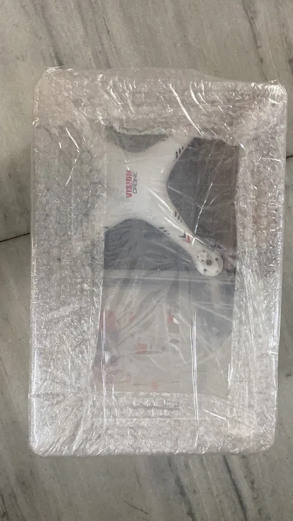 White_Hd_Camera_Drone_With_Flying_Distance_About_350-400_Meters