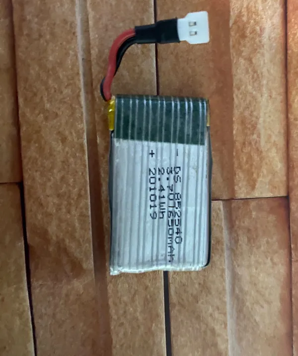 White_Mini_Sensor_Drone_With_Flying_Distance_About_160_Meters