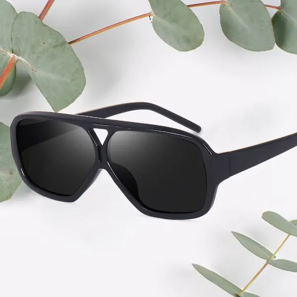 Black_Large_Oversized_Aviator_UV/UB_Protected_Unisex_Sunglasses_(ZN3847B)