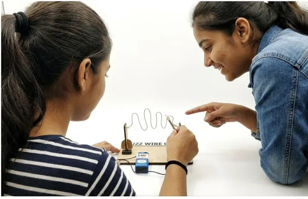 Educational_DIY_Buzz_Wire_Game_STEM_Science_Physics_Working_Model_Project_Kit_Simple_Electric_Circuit_with_Buzzer_Steady_Hand_Skill_Development_Toy_for_School_Kids_&_Students