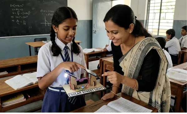Readymade_Smart_Solar_Street_Light_Project_Working_Model_for_School_Students_and_Kids_Science_Exhibition_STEM_Educational_Physics_Learning_Experiment_Kit_Class_12