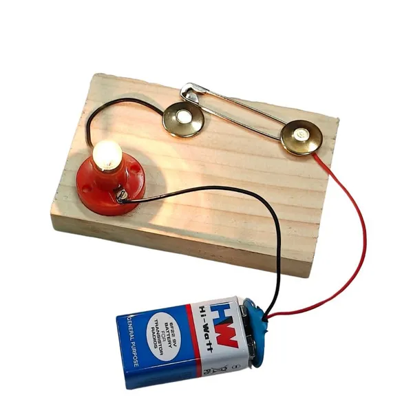 Simple_Electric_Circuit_Science_Project_Working_Model_DIY_Toy_Holder_Bulb_Kit_for_Class_6,_7,_8