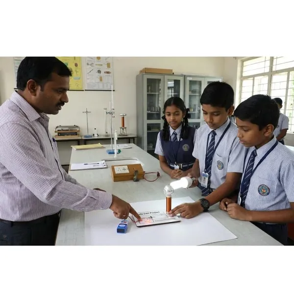 Tesla_Coil_Wireless_Power_Transmission_Science_Project_with_CFL_Bulb_Working_Model_STEM_Educational_Learning_Physics_Experiment_for_School_Exhibition_Class_9-12