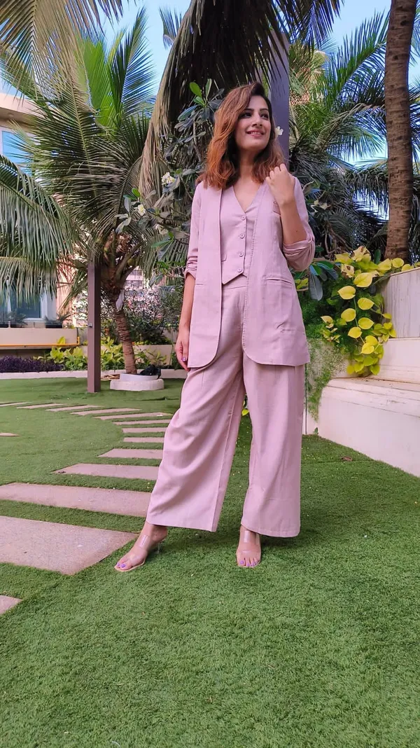 Baby_Pink_Cotton_Slub_Blazer_For_Women
