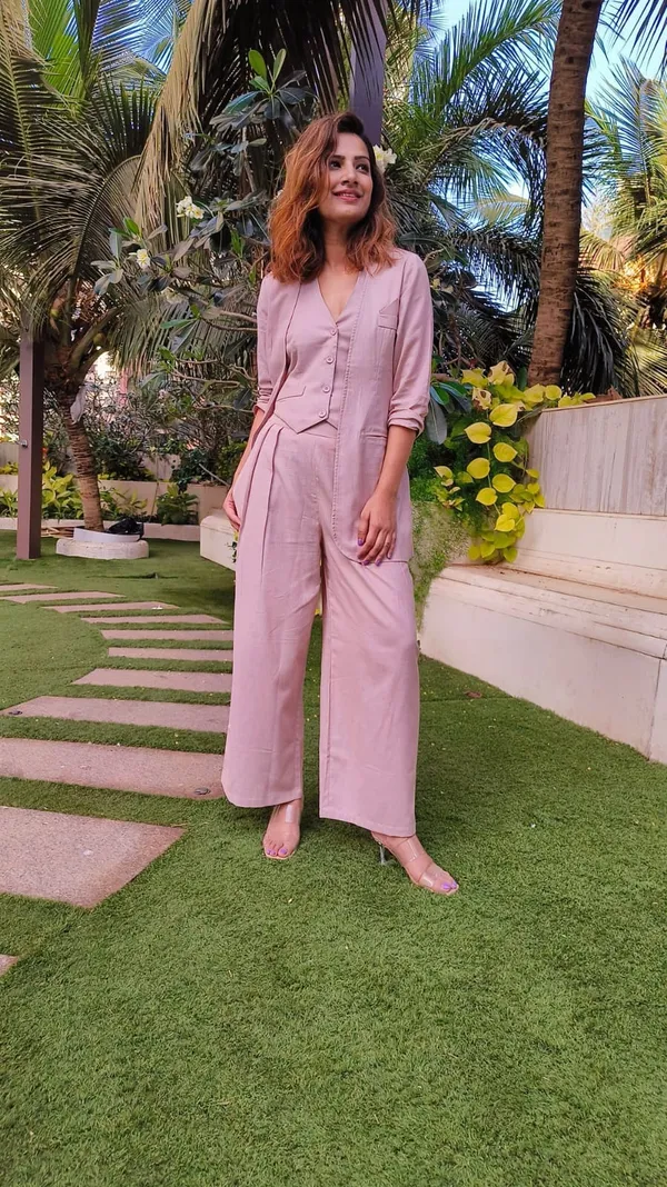 Baby_Pink_Cotton_Slub_Blazer_For_Women