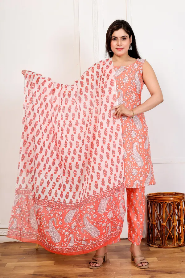 EGF_Women's_ORANGE_Printed_Kurti_Pant_Dupatta_Set