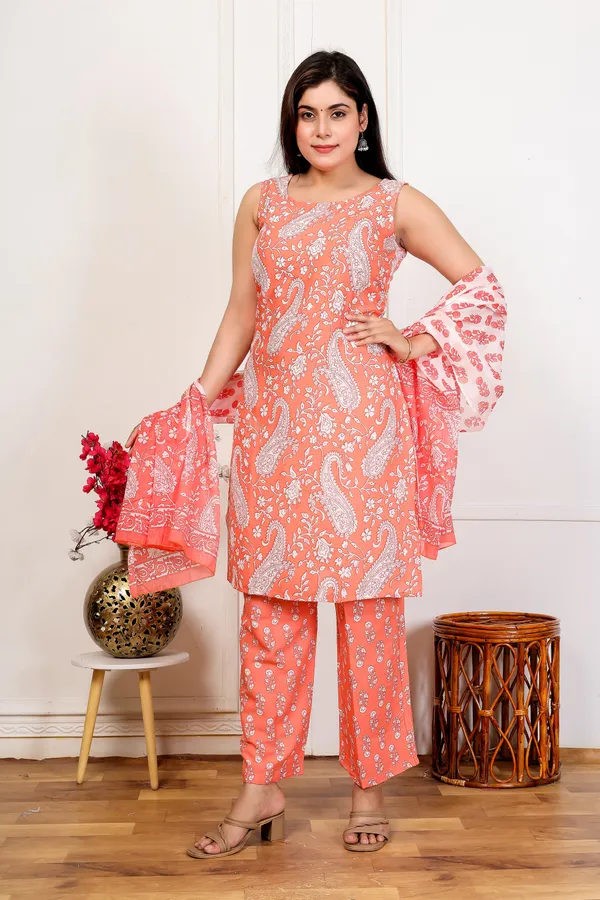 EGF_Women's_ORANGE_Printed_Kurti_Pant_Dupatta_Set