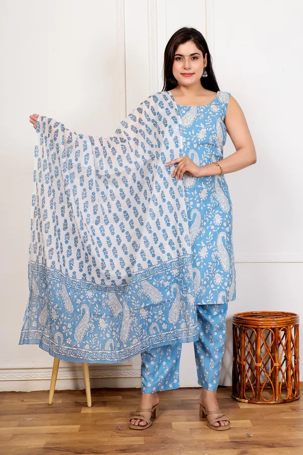 EGF_Women's_Sky_Blue_Printed_Kurti_Pant_Dupatta_Set