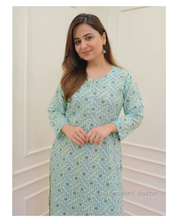 Multicolor_Cotton_Printed_Kurti_With_Pant_Set_For_Women
