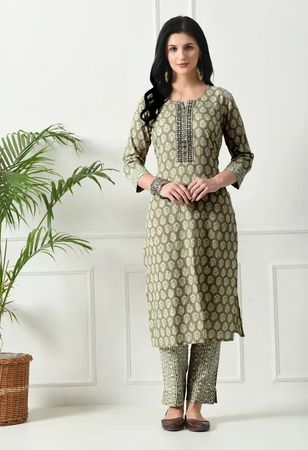 Grey_Cotton_Long_Kurta_Pant_Dupatta_Set_For_Women