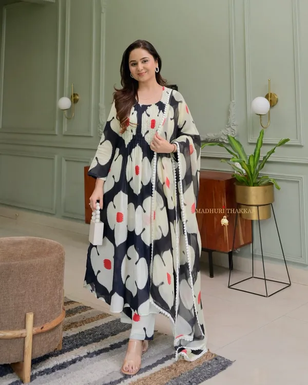 Black_Cotton_Embroidered_Kurta_With_Pant_And_Dupatta_Set_For_Women