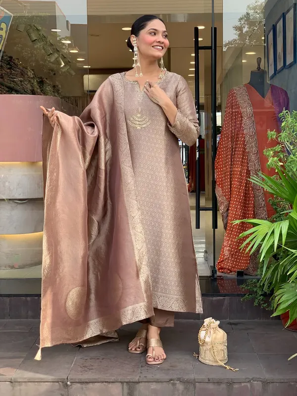 Multicolor_Kanjivaram_Tissue_Zari_Kurti_Pant_Dupatta_Set_For_Women