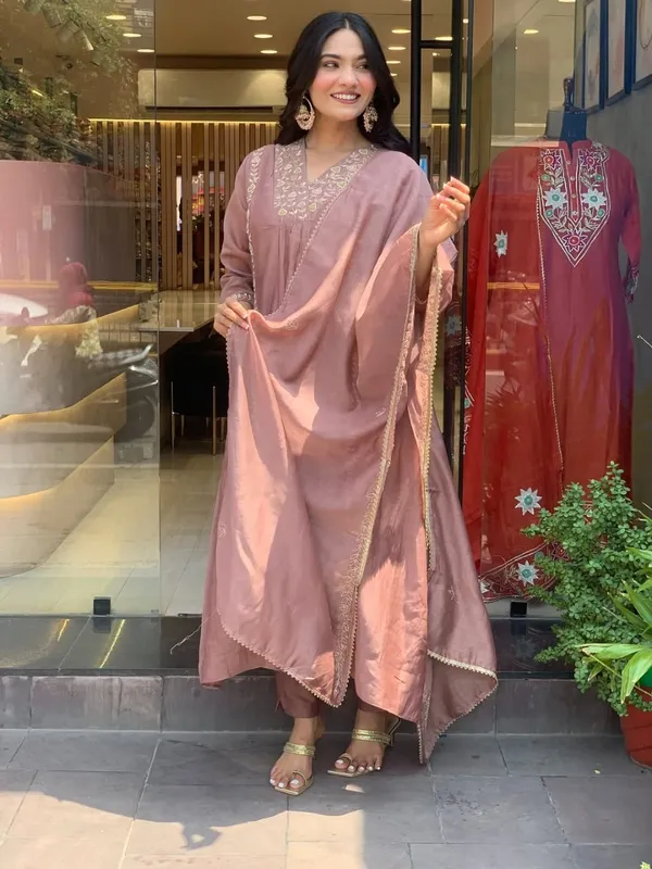Pink_Mul_Chanderi_Embroidered_Anarkali_Kurti_Pant_Dupatta_Set_For_Women