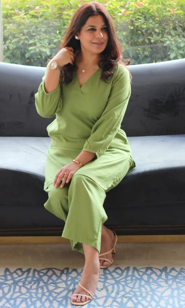 Mehendi_Green_Cotton_Slub_Solid_Kurti_With_Pant_For_Women