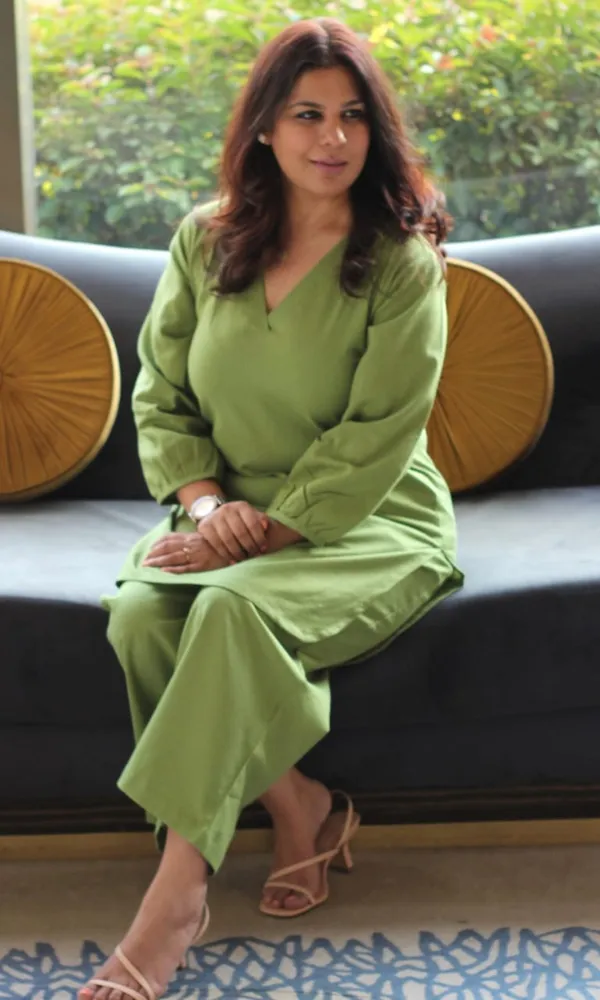 Mehendi_Green_Cotton_Slub_Solid_Kurti_With_Pant_For_Women