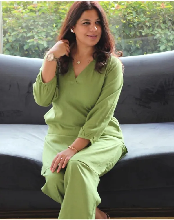Mehendi_Green_Cotton_Slub_Solid_Kurti_With_Pant_For_Women