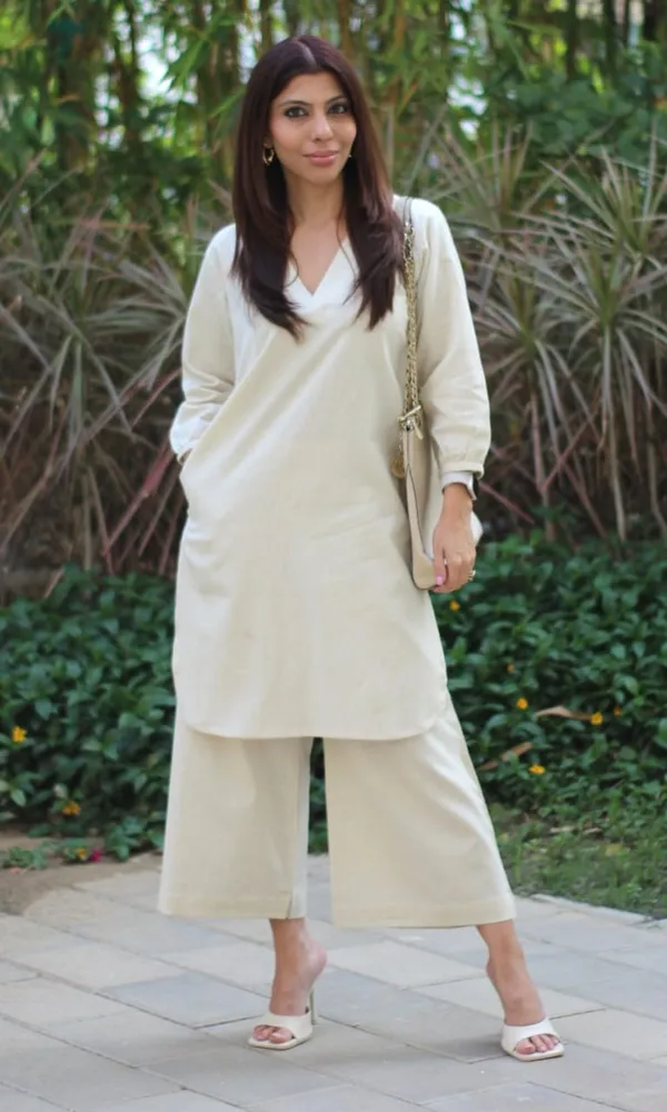White_Cotton_Slub_Solid_Kurti_With_Pant_For_Women