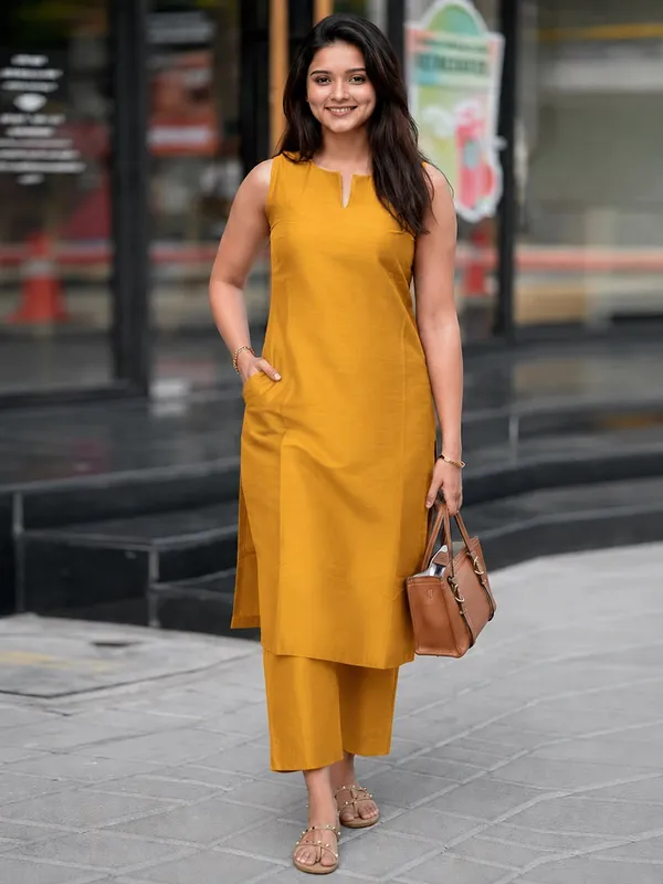 Mustard_Cotton_Solid_V_Neck_Kurti_With_Palazzo_For_Women