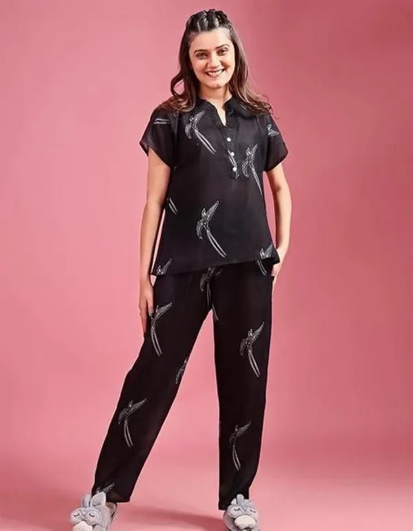Black_Cotton_Printed_Night_Suit_For_Women