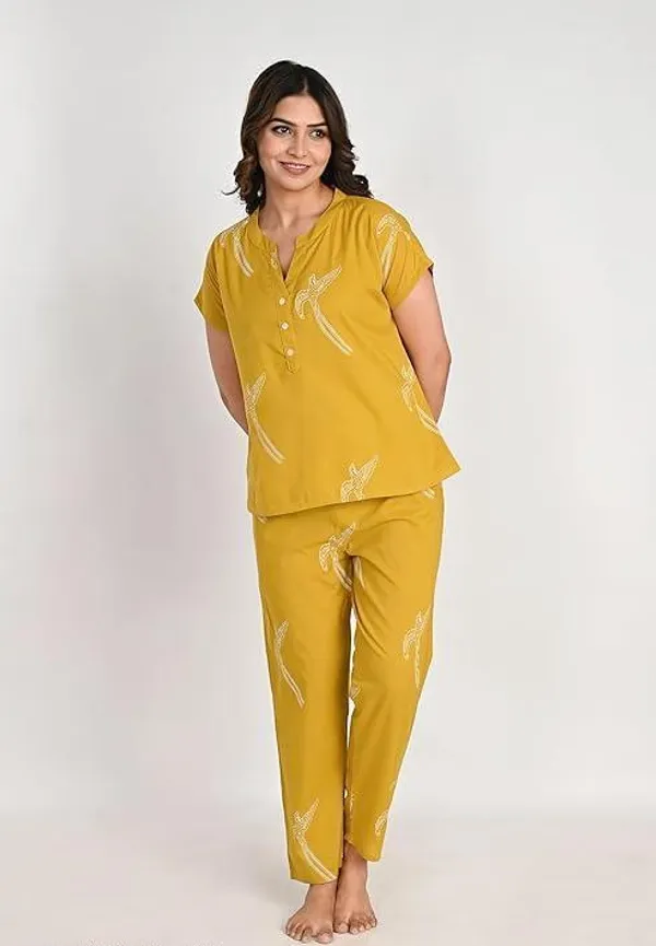 Yellow_Cotton_Printed_Night_Suit_For_Women