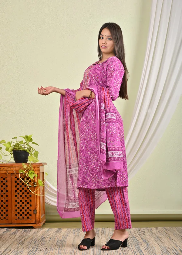Pink_Cotton_Premium_And_Elegant_Kurti_With_Pant_And_Dupatta_For_Women
