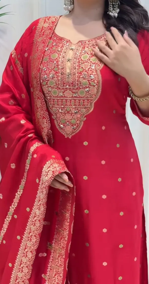Red_Banarasi_Silk_Zari_Embroidered_Kurti_Pant_Dupatta_Set_For_Women