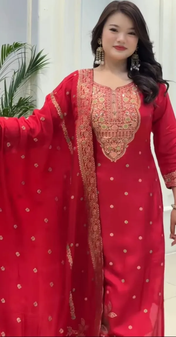 Red_Banarasi_Silk_Zari_Embroidered_Kurti_Pant_Dupatta_Set_For_Women
