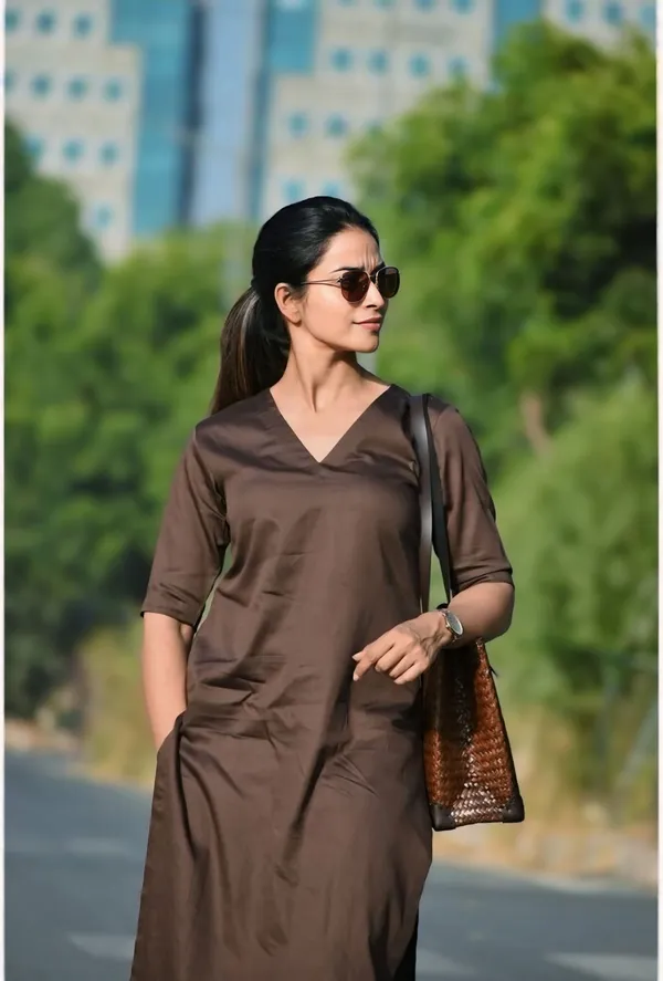 Coffee_Rayon_Solid_Straight_Kurta_With_Pant_For_Women