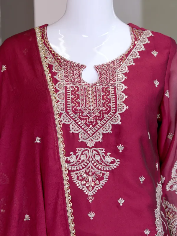FENDY_SHARARA_SUIT_WITH_SEQUENCE_EMBROIDERED_WORK