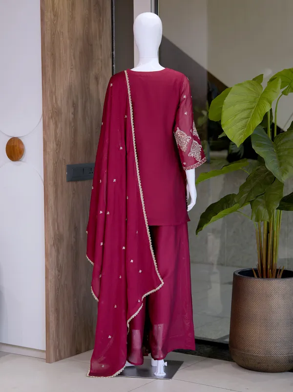 FENDY_SHARARA_SUIT_WITH_SEQUENCE_EMBROIDERED_WORK
