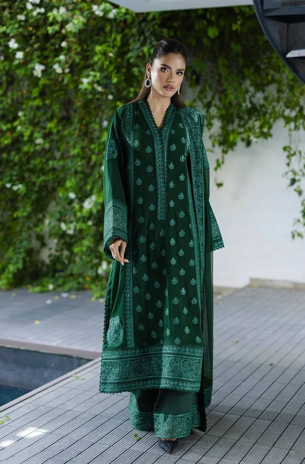 Riddhilya_Emerald_Grace_Embroidered_Kurta_&_Palazzo_Set_with_Dupatta